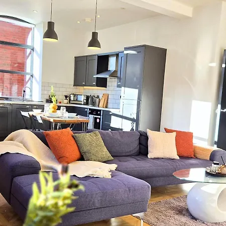 Chic Industrial Loft-style Apartment,